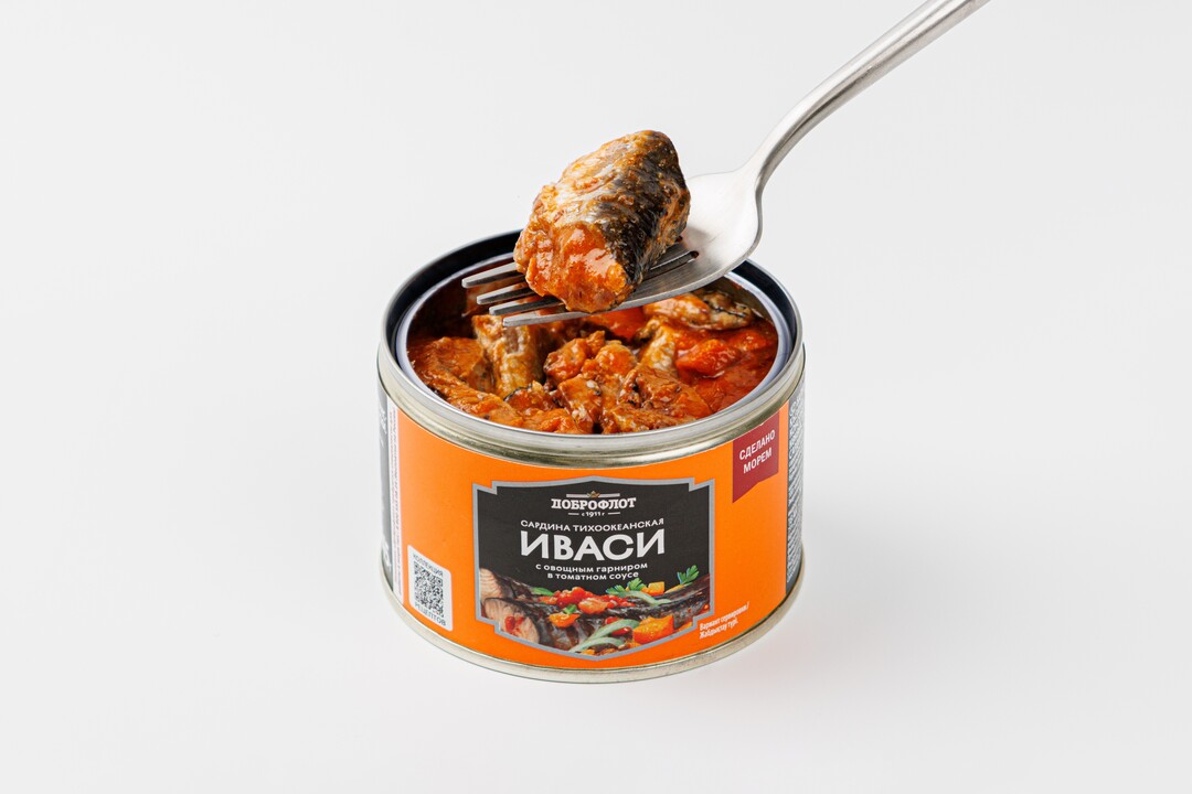 

Иваси Доброфлот с овощным гарниром в томатном соусе 245 г