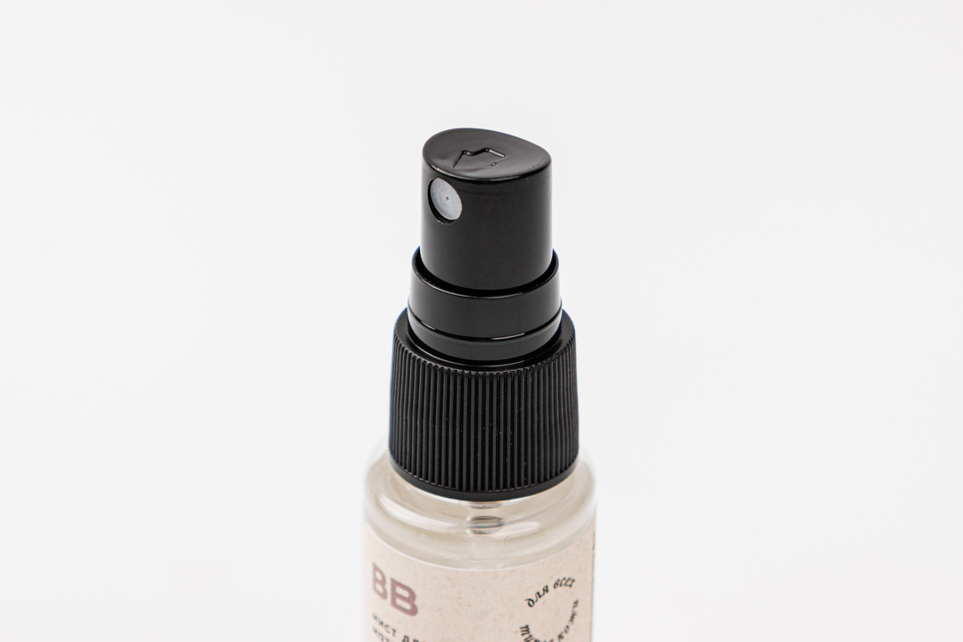 

Мист для лица матирующий ВкусВилл Базилик, мята с центеллой азиатской 30 мл