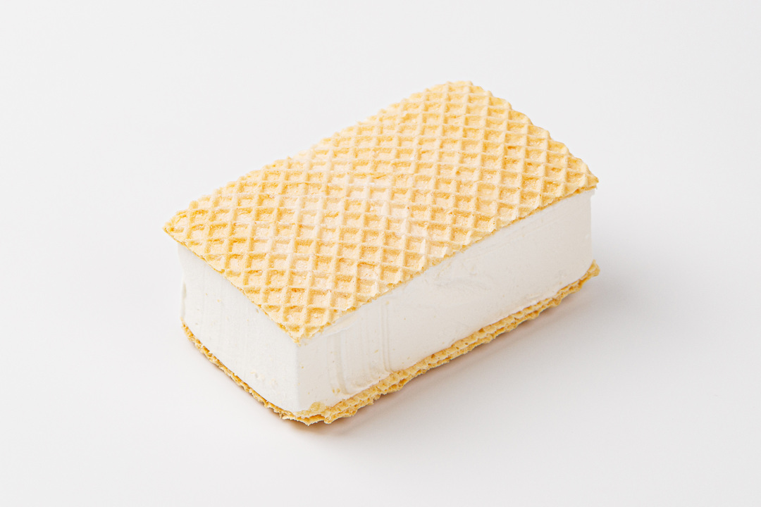 

Пломбир ВкусВилл ванильный брикет на вафлях 20% 80 г