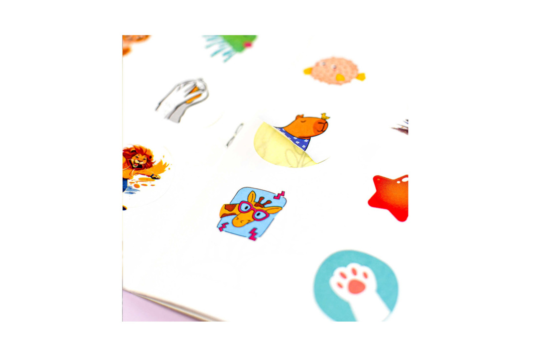 

Раскраска для детей Феникс+ с заданиями и наклейками А5 Животные