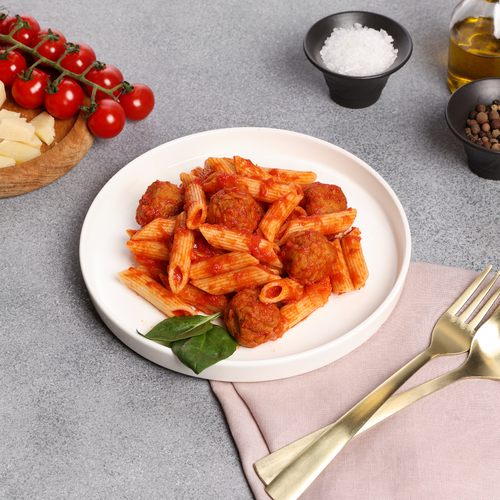 

Паста пенне Лента Fresh в томатном соусе с куриными фрикадельками, 340 г