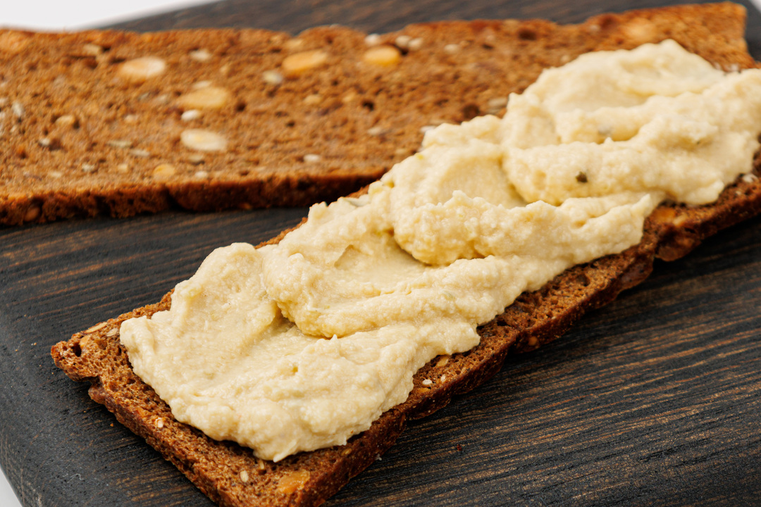 

Хумус ВкусВилл с жареным зеленым перцем и чесноком 50 г