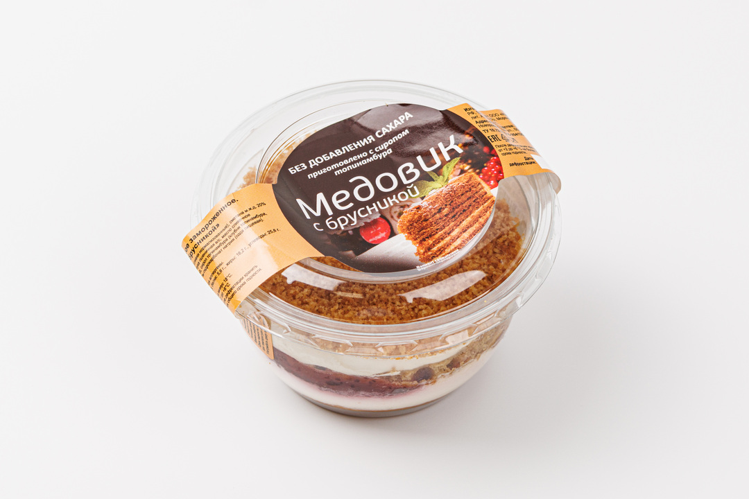 

Десерт замороженный в банке Медовик с брусникой