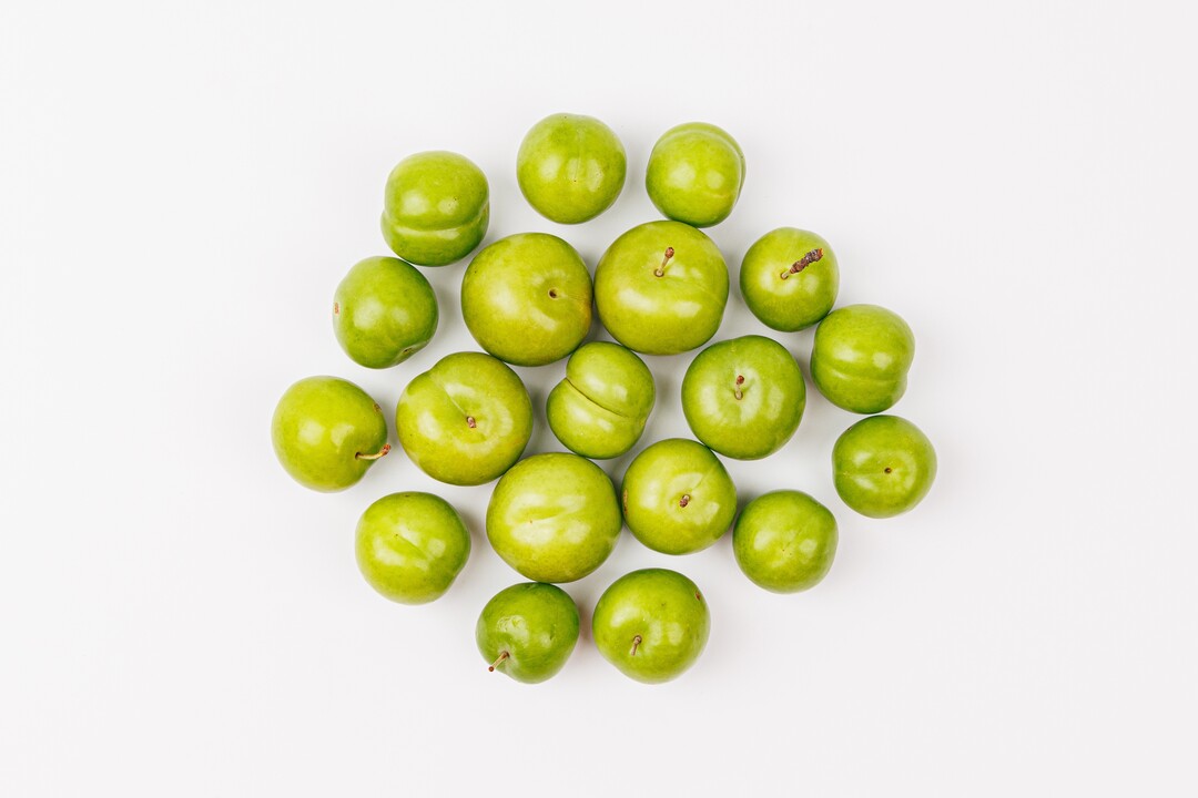 

Алыча ВкусВилл кислая сортовая крупная Отборное 400 г