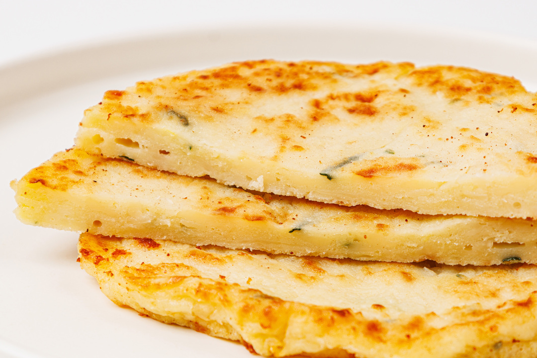 

Лепешки картофельные с гаудой и пармезаном 150 г