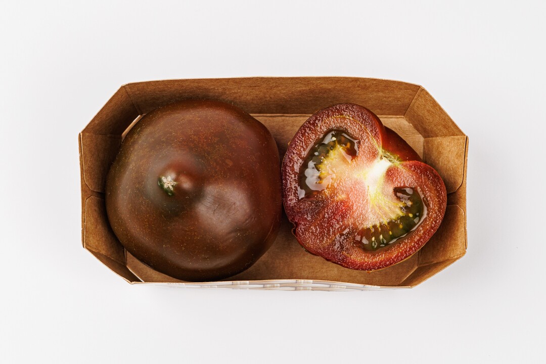 

Томаты коричневые грунтовые 400 г