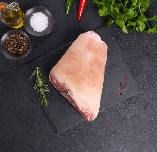 

Свинина рулька на кости охлажденная вес до 1.4 кг