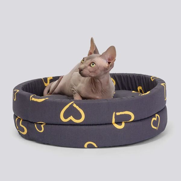 Лежак круглый Pet Hobby Сердечки 40х40 черный