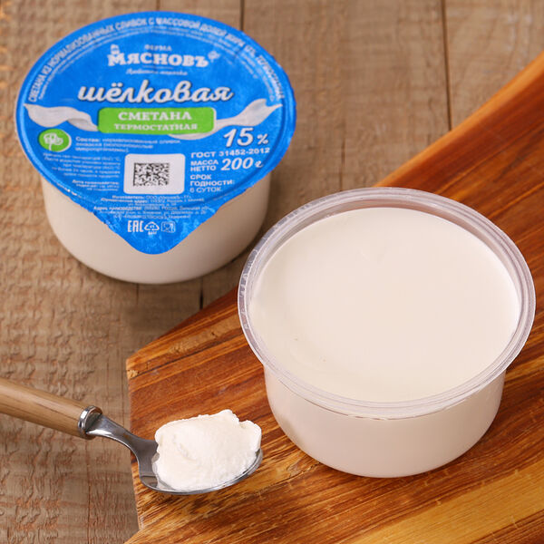 Сметана Мясновъ Ферма 15% ГОСТ термостатная 200 г