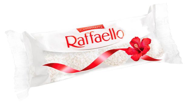 

Конфеты Raffaello цельный миндаль в кокосовой обсыпке 40 г