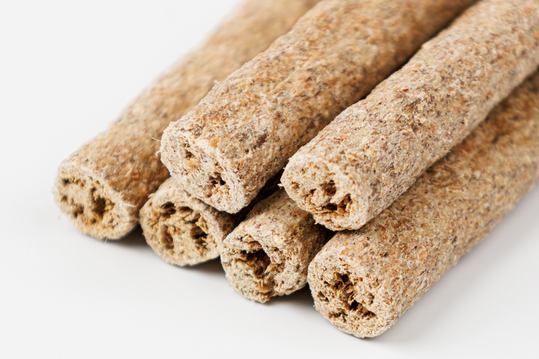 

Лакомство для собак ВкусВилл Хрустящие деликатесы рубец говяжий 35 г