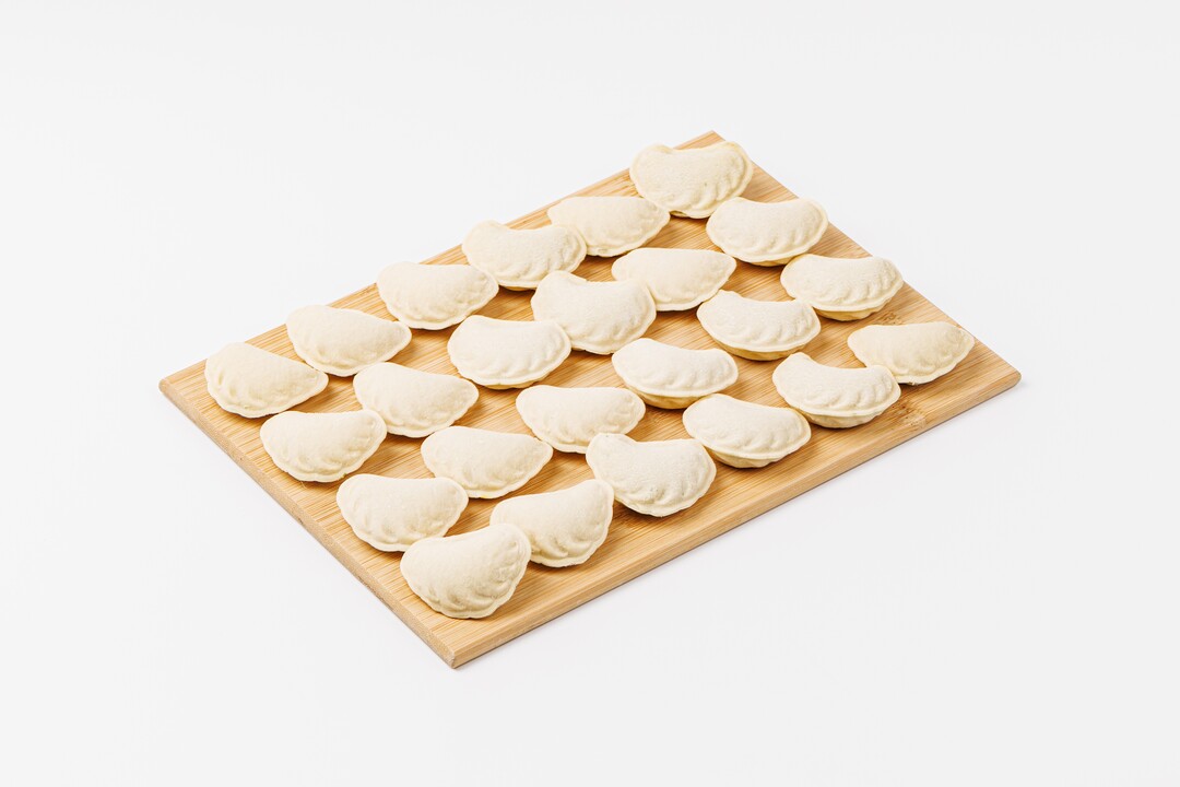 

Вареники с сыром сулугуни и шпинатом 500 г