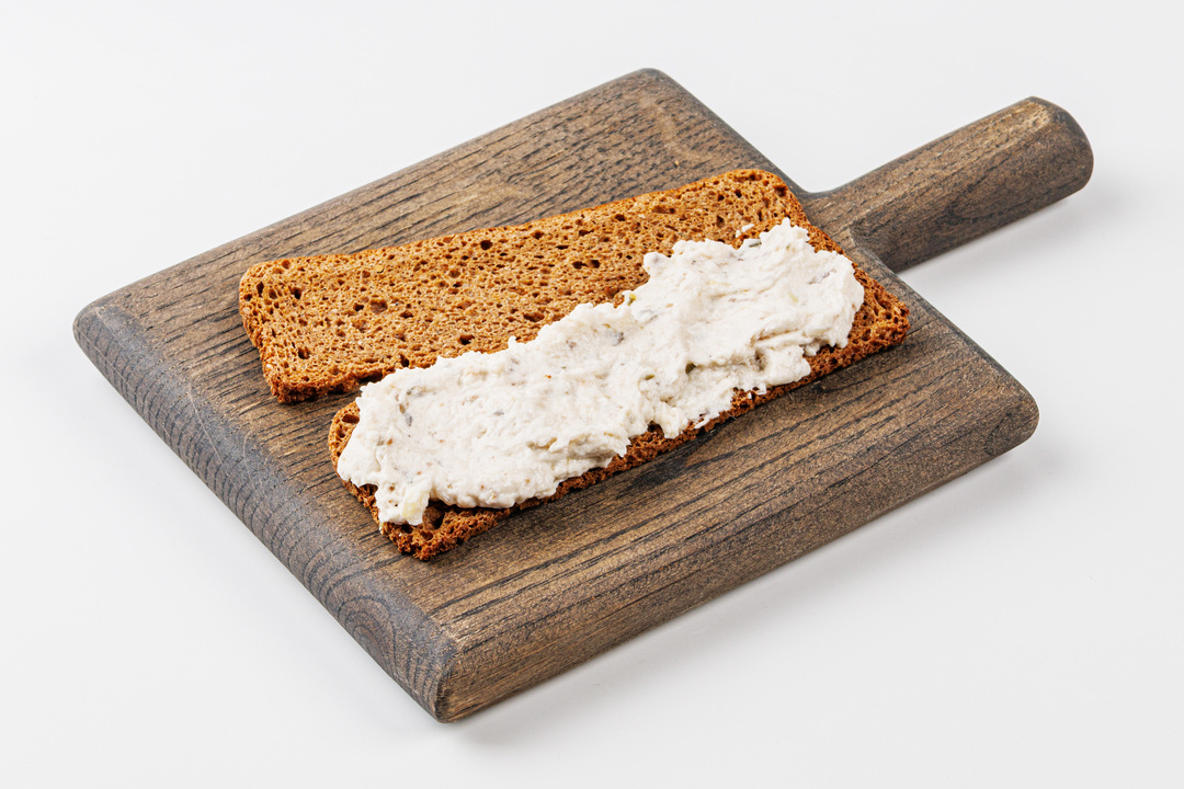 

Форшмак ВкусВилл из сельди с маринованными огурцами и горчицей 170 г