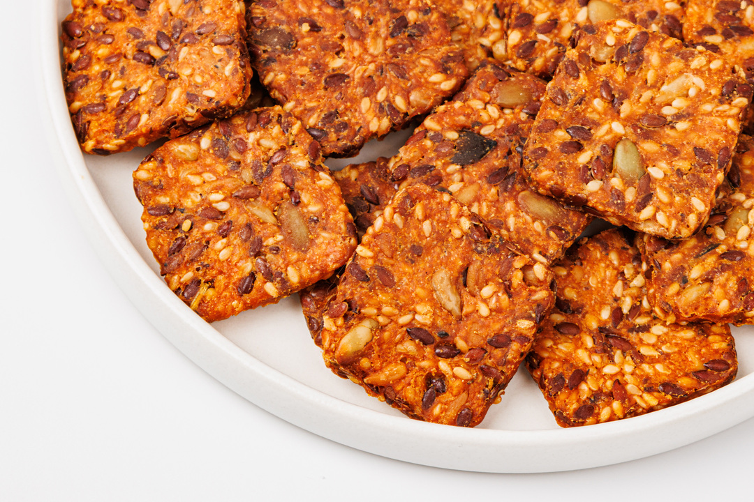 

Снеки-хлебцы Bezglutini Снечисы со вкусом кубанского борща безглютеновые 70 г