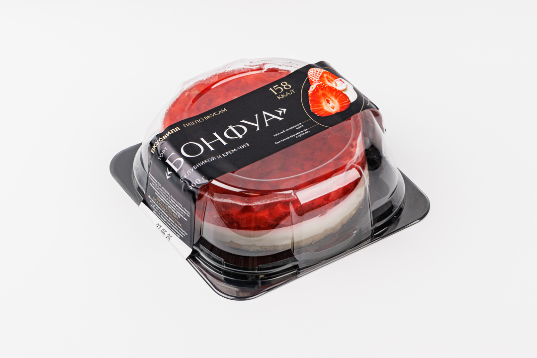 

Торт Бонфуа с цельной клубникой и крем-чиз 900 г