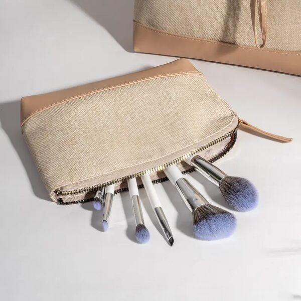 Косметичка, 20,5х3,5х13 см, в ассортименте