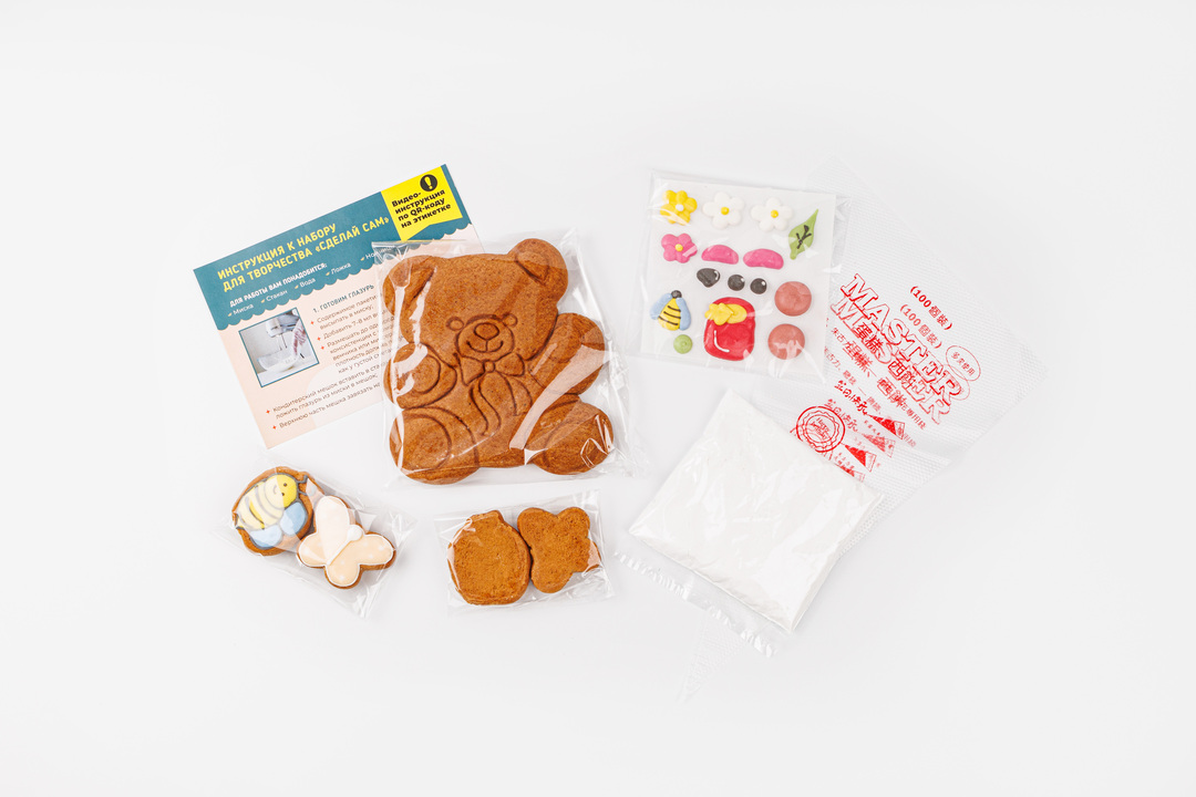 

Набор из пряников ВкусВилл мишка для творчества 200 г
