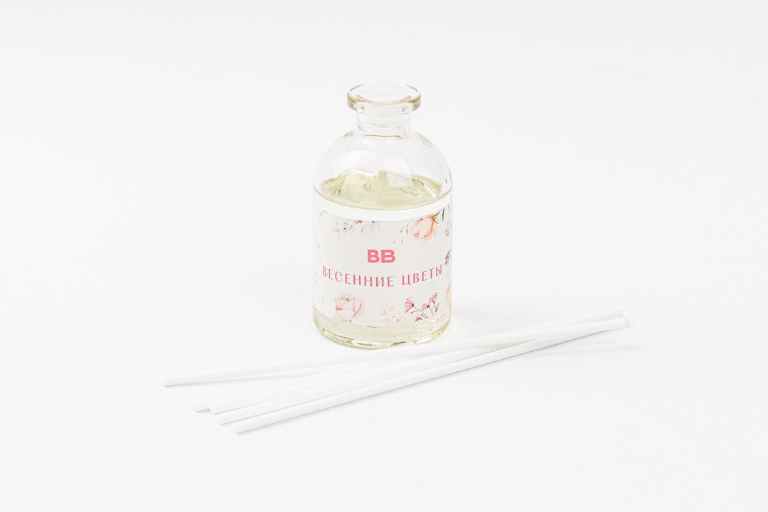 

Диффузор ароматический ВкусВилл Весенние цветы с открыткой 50 мл