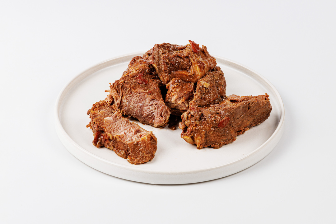 

Стейк Чак ролл томленый с сушеными томатами ВкусВилл 350 г