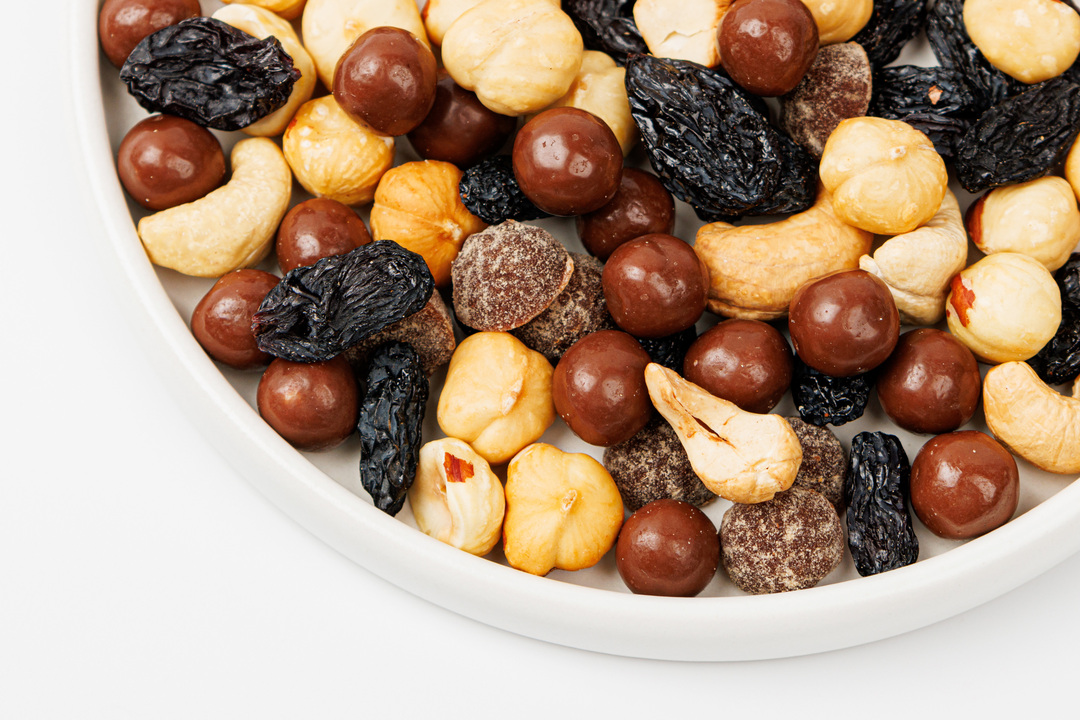 

Смесь ВкусВилл из орехов, изюма, мармелада и воздушного риса в шоколаде 100 г