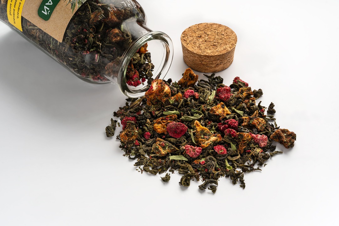 

Чай BeFruitbe Сокочай зелёный с кусочками ананаса, малины и мяты 130 г