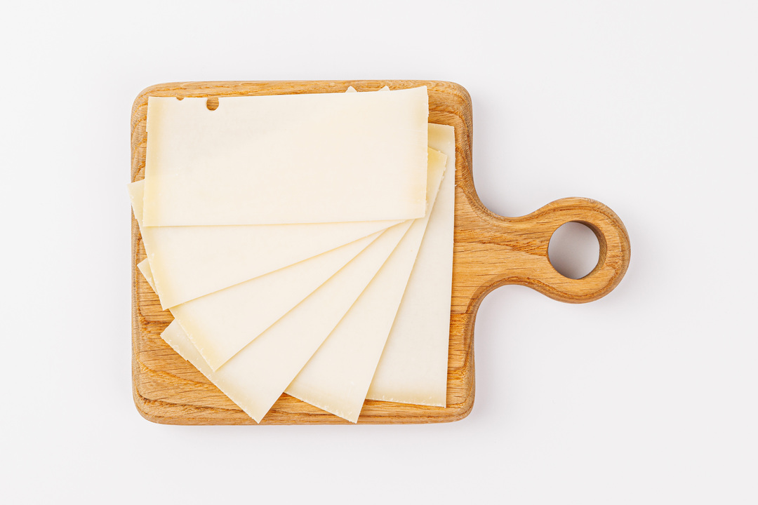 

Сыр ВкусВилл Реджано нарезка 75 г