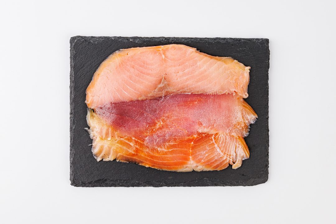 

Ассорти ВкусВилл холодного копчения из семги форели и тунца 150 г