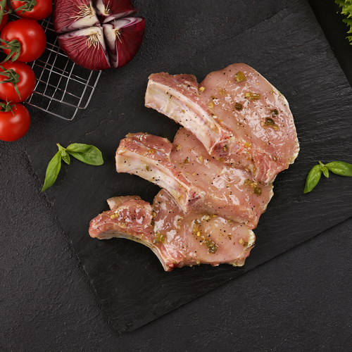 

Стейк из свиной корейки ЛЕНТА FRESH на кости в маринаде халапеньо