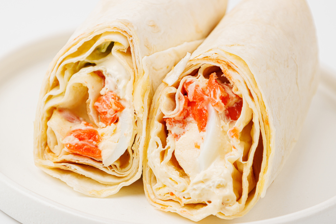 

Сэндвич-ролл ВкусВилл с филе дальневосточной нерки и соусом Цезарь 205 г