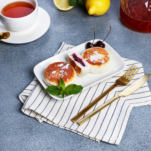 

Сырники Лента Fresh с вишневой начинкой вес