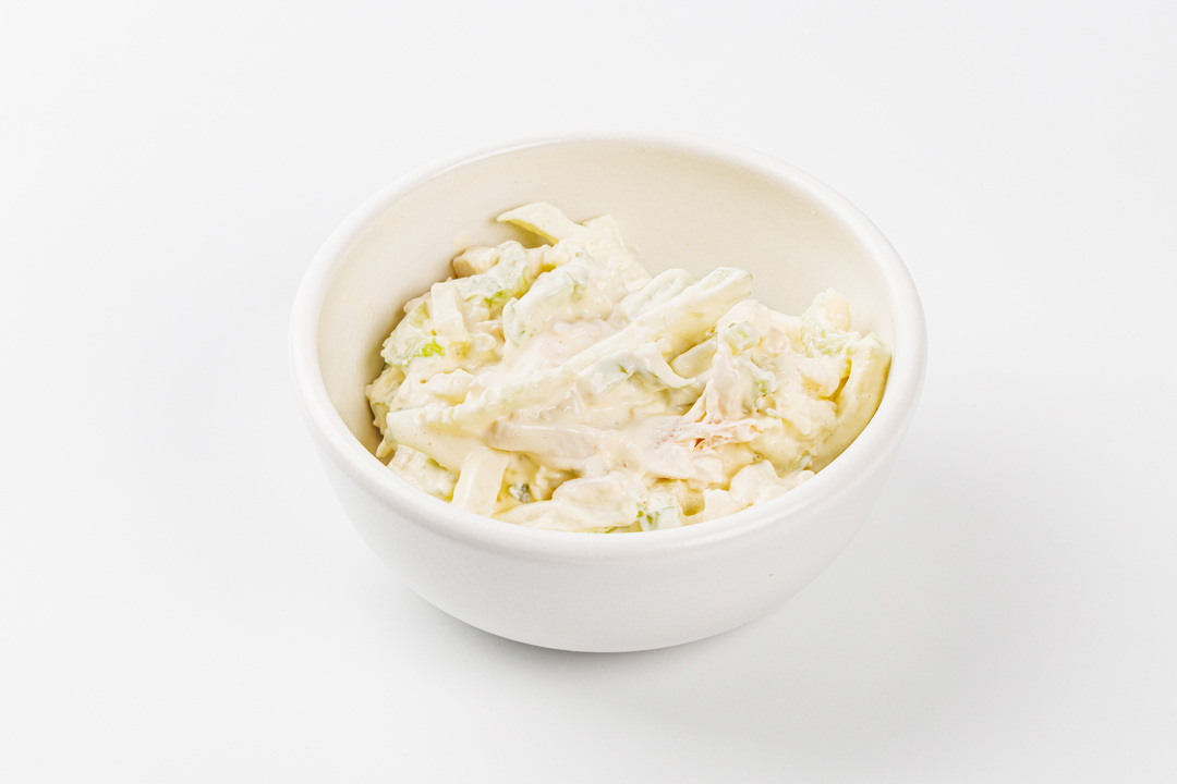 

Салат ВкусВилл с сельдереем, курицей и яблоком, 180 г