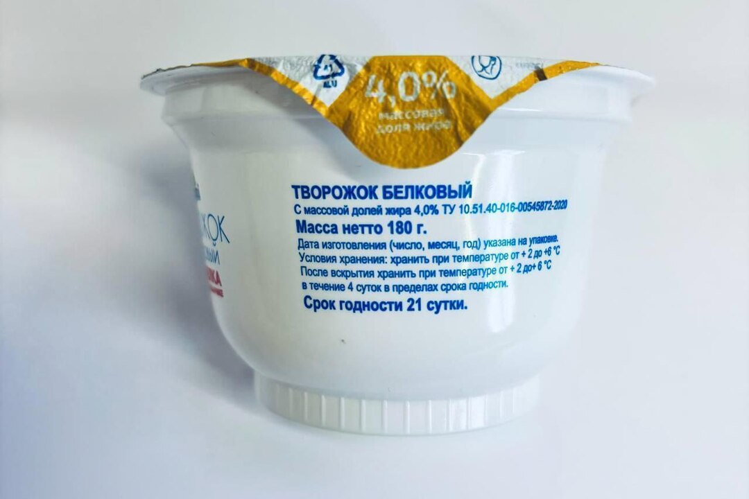

Творожок Salmi белковый с грушей и манго 4% 180 г