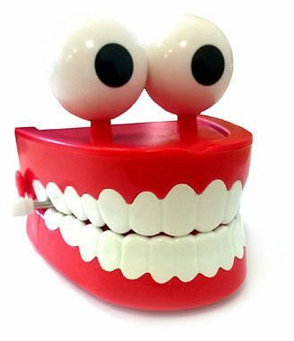 Игрушка заводная Зубы с глазами