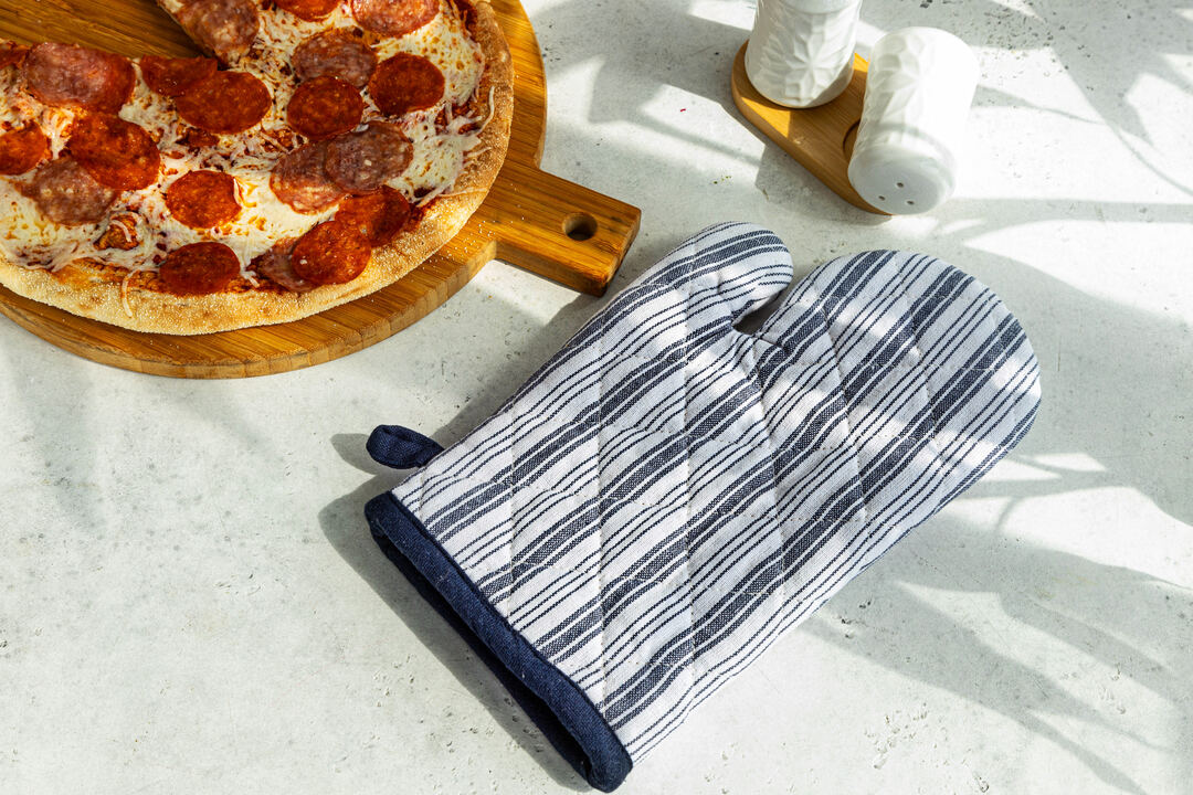 

Прихватка-рукавица с петелькой 1 шт.