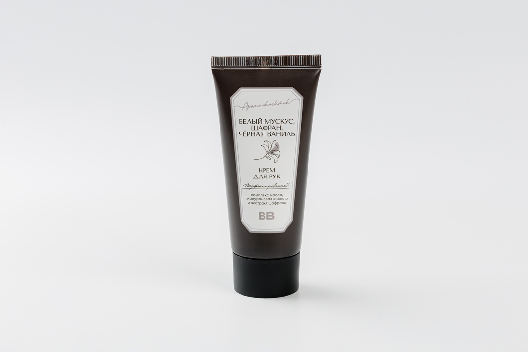 

Крем для рук ВкусВилл парфюмированный Белый мускус, шафран, черная ваниль 50 г