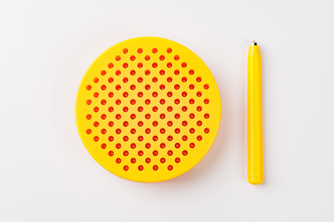 

Планшет магнитный ВкусВилл с шариками для рисования