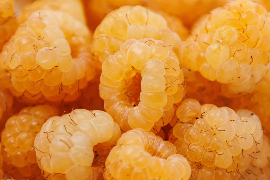 

Малина ВкусВилл желтая 125 г