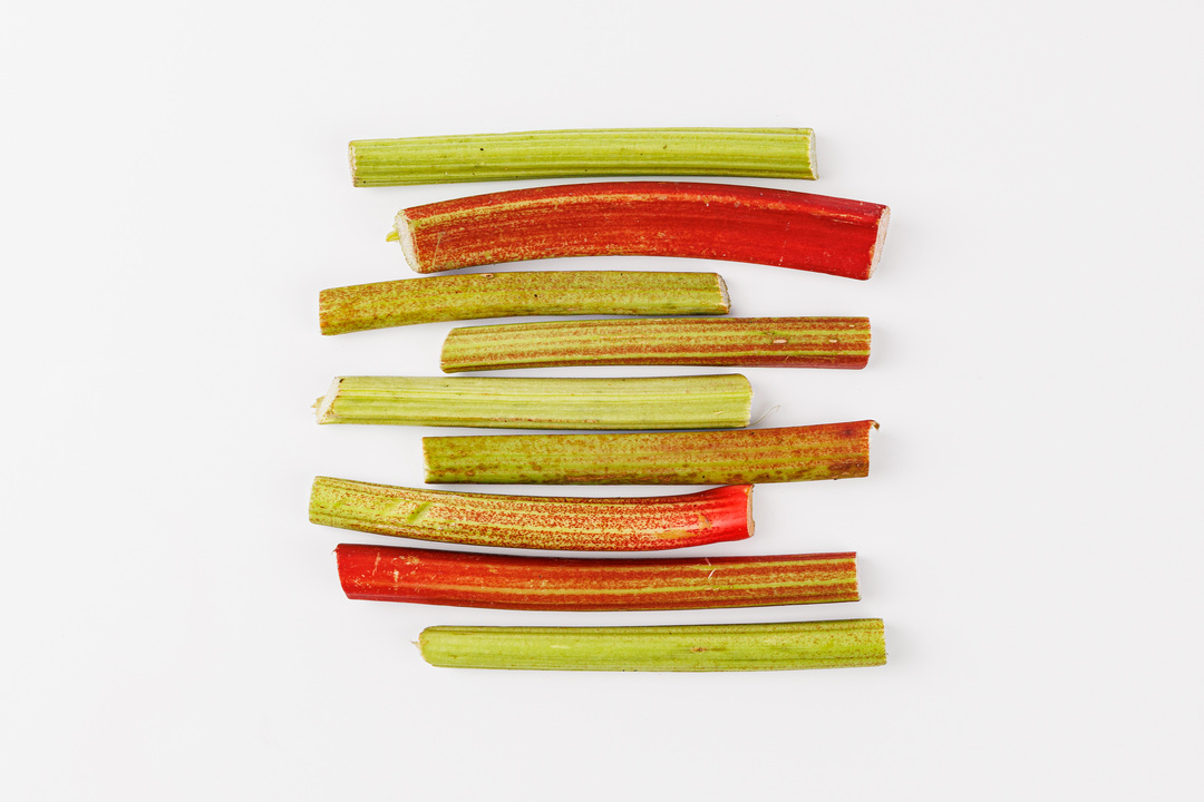 

Ревень ВкусВилл свежий 250 г