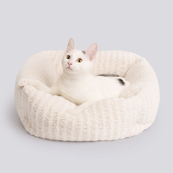 Лежак Rurri для кошек и собак мелких пород квадратный 40 х 40 х 17 см молочный