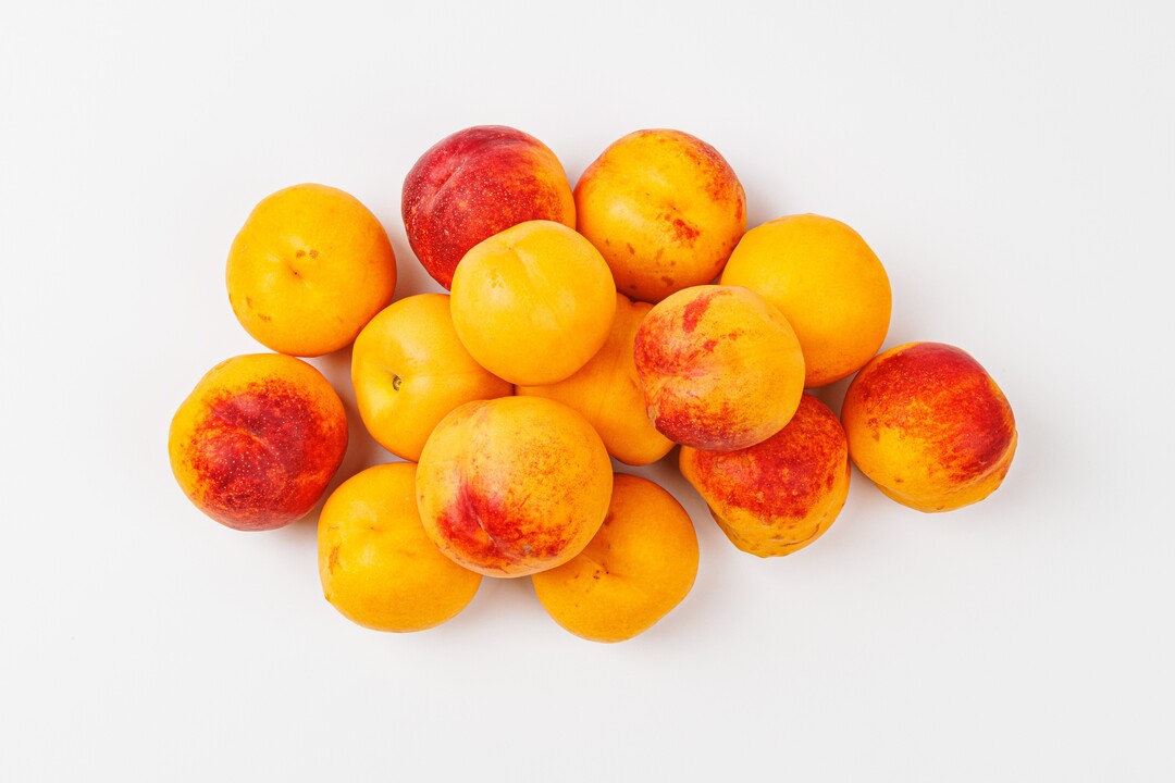 

Нектарин желтый Узбекистан вес