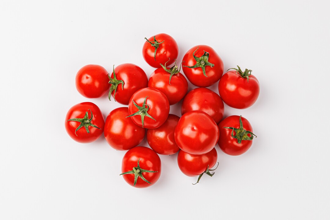 

Томаты красные Зира вес