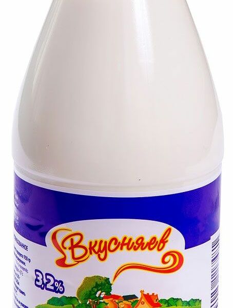Молоко Вкусняев пастеризованное 3.2% 930 мл