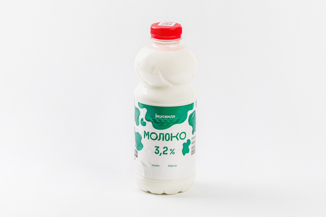 

Молоко ВкусВилл 3.2% 900 мл дизайн бутылки в ассортименте