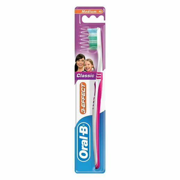 Зубная щетка Oral-B Классик 40 3-Effect средняя