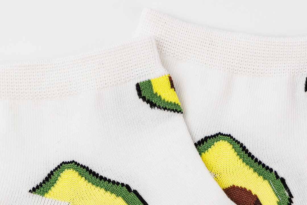 

Носки женские Oemen белые с авокадо размер 23-25