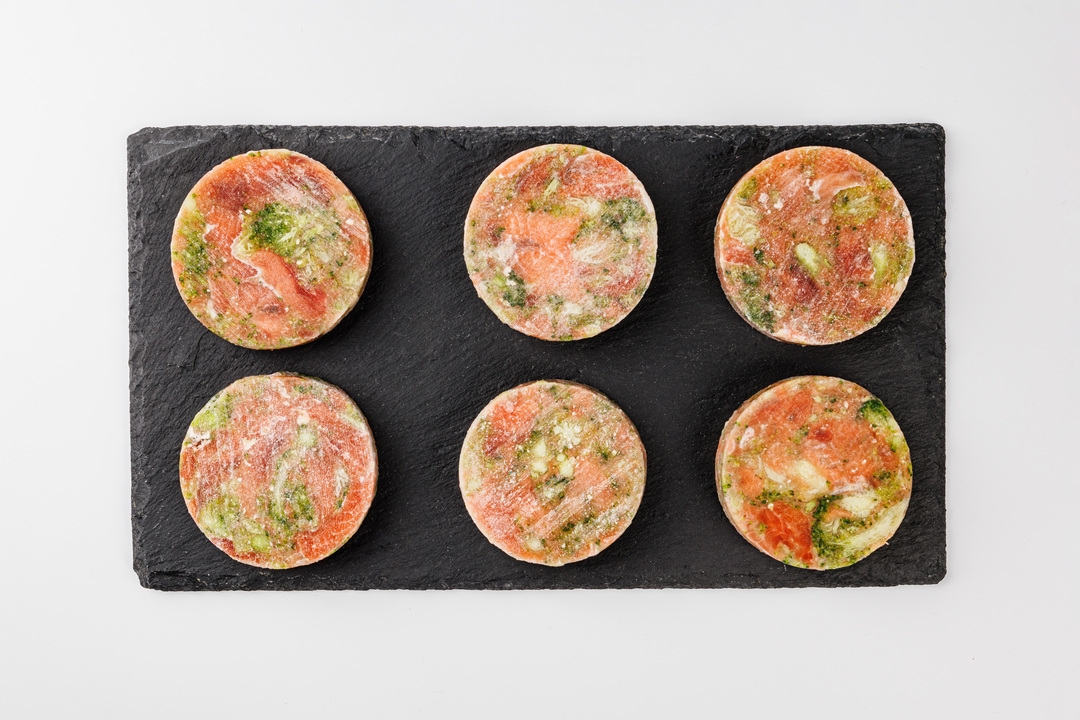 

Медальоны из горбуши с капустой брокколи замороженные вес