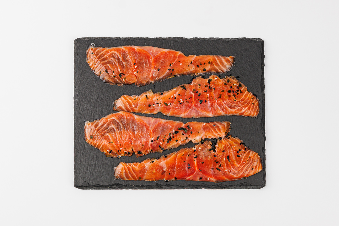 

Форель Японская смесь малосоленая 100 г