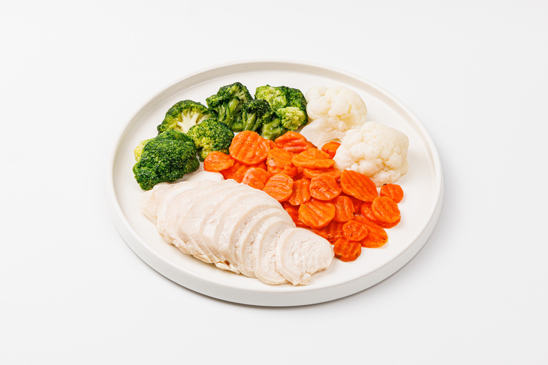 

Куриное филе ВкусВилл отварное с бланшированными овощами 280 г