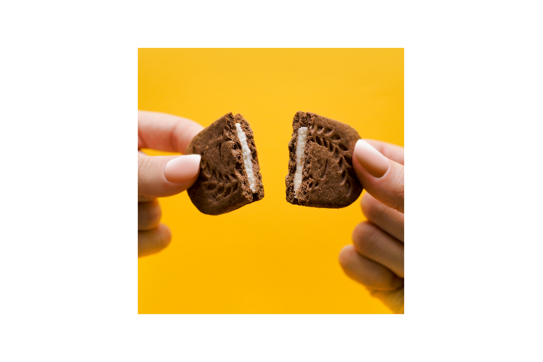 

Печенье BelVita Утреннее Сэндвич с цельными злаками, какао и йогуртовой начинкой 253 г