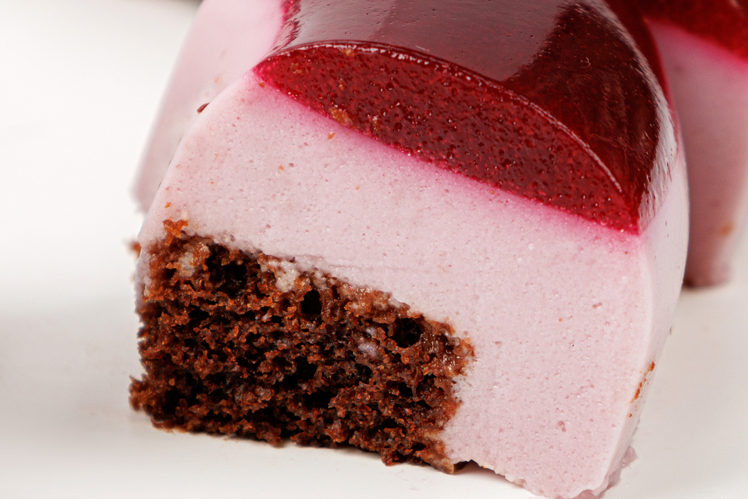 

Торт ВкусВилл муссовый Черная смородина 380 г